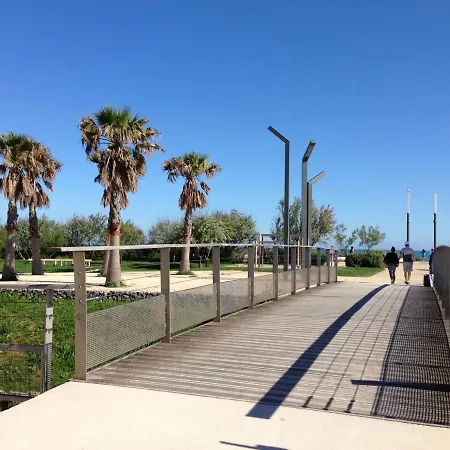 A Avec Piscine, Terrasse, Parking Prive, A 1km De La - Fr-1-338-504 公寓 *